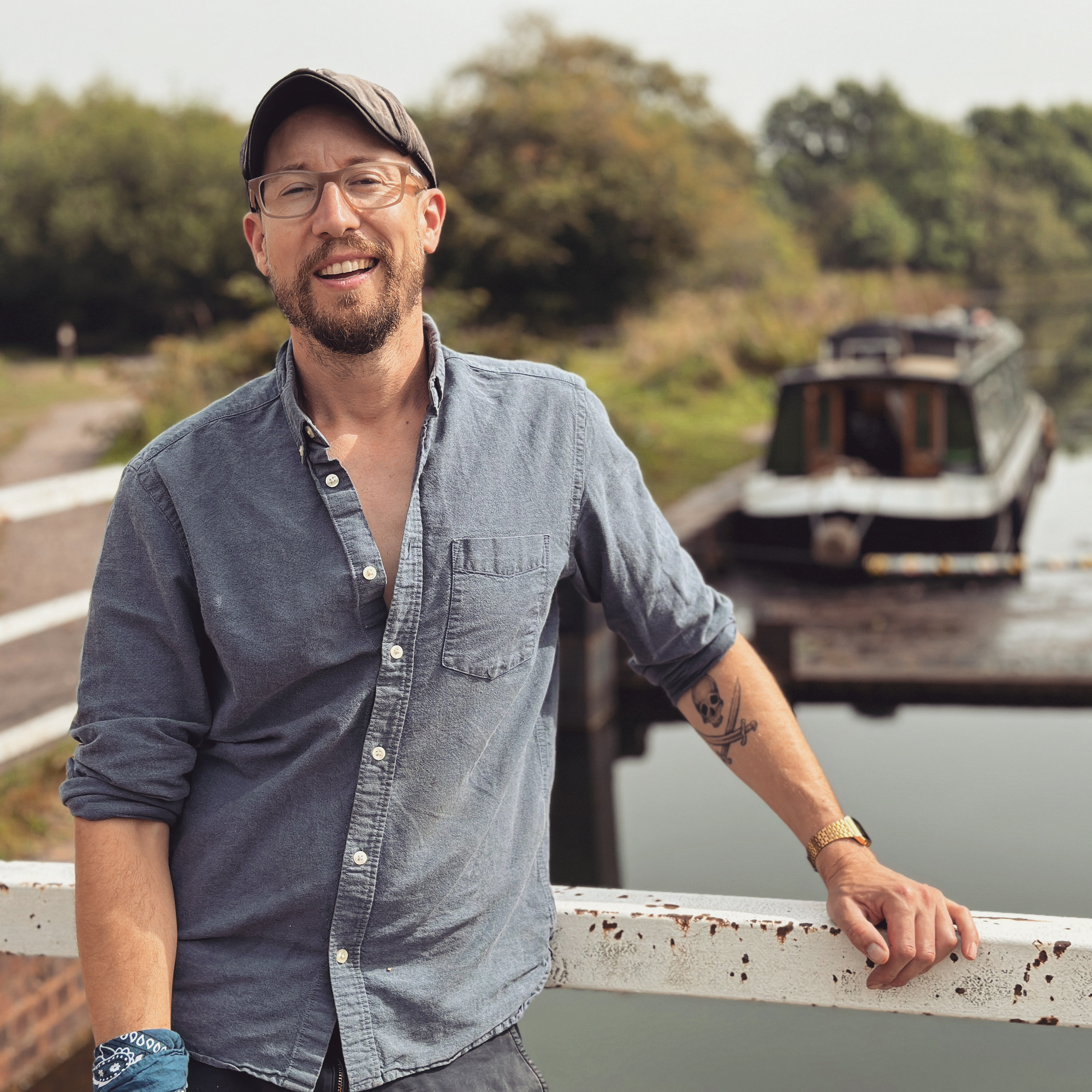 Canal Boat Stories Live with Television's Robbie Cumming